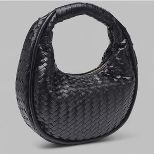 MODA LUXE-Woven Circle Shoulder bag-Black-NWT-Retail $100